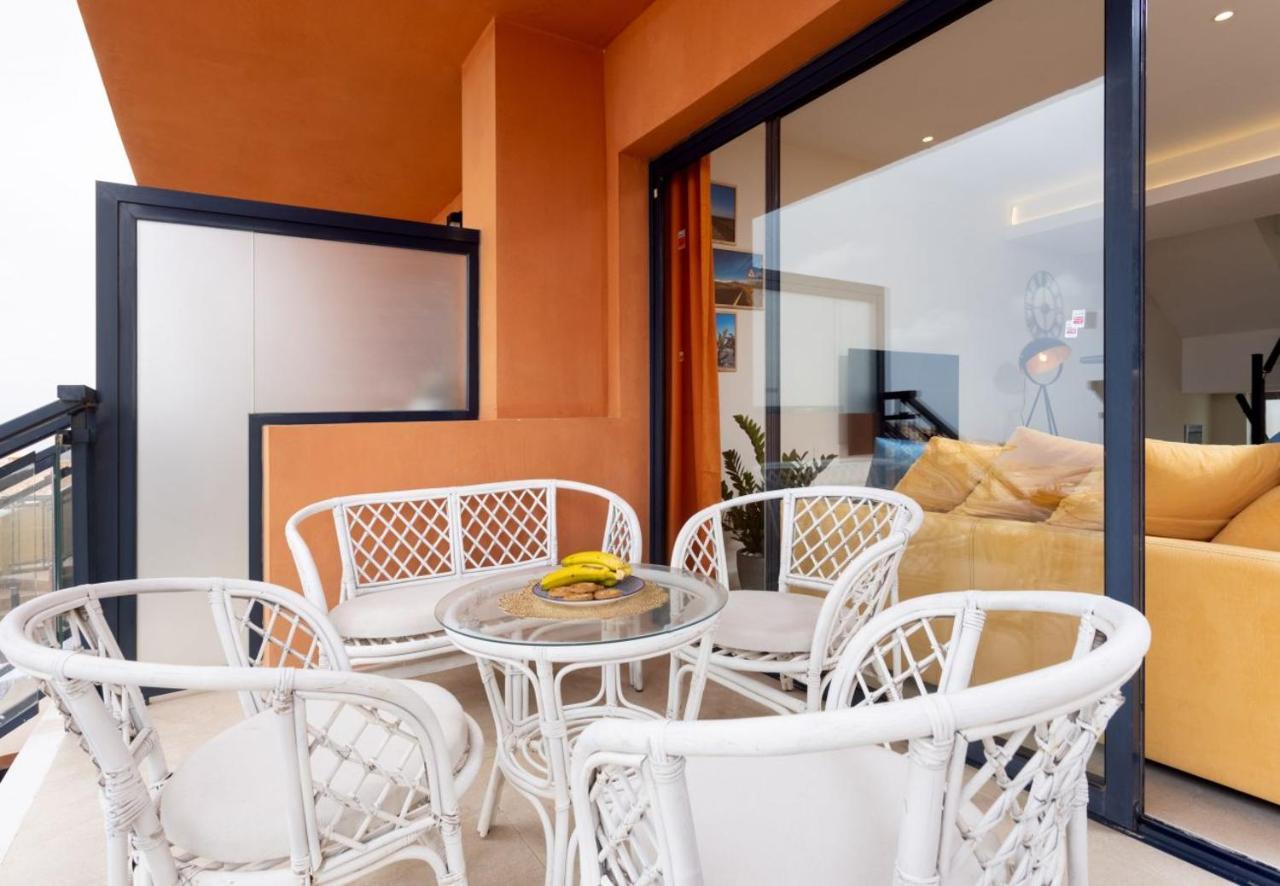 Sunny Castillo Apartment คอสตา เด อันตีกัว ภายนอก รูปภาพ