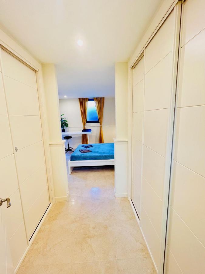 Sunny Castillo Apartment คอสตา เด อันตีกัว ภายนอก รูปภาพ